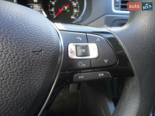 Серый Фольксваген Джетта, объемом двигателя 1.8 л и пробегом 127 тыс. км за 12100 $, фото 20 на Automoto.ua