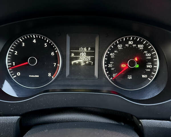 Серый Фольксваген Джетта, объемом двигателя 1.8 л и пробегом 154 тыс. км за 10000 $, фото 8 на Automoto.ua