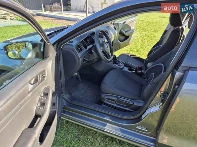 Сірий Фольксваген Джетта, об'ємом двигуна 1.98 л та пробігом 195 тис. км за 9100 $, фото 5 на Automoto.ua