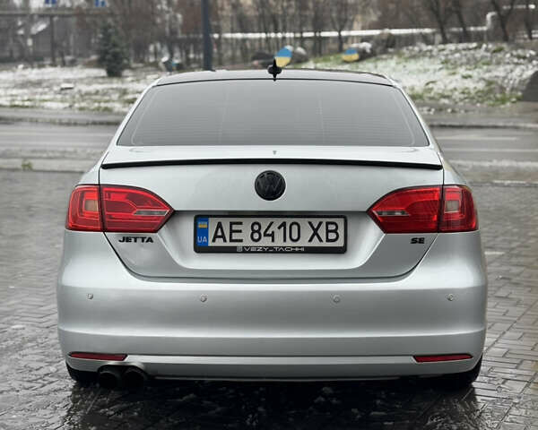 Серый Фольксваген Джетта, объемом двигателя 1.8 л и пробегом 243 тыс. км за 7999 $, фото 5 на Automoto.ua