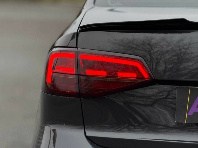 Серый Фольксваген Джетта, объемом двигателя 1.8 л и пробегом 178 тыс. км за 11000 $, фото 6 на Automoto.ua