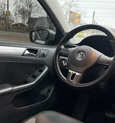 Сірий Фольксваген Джетта, об'ємом двигуна 1.97 л та пробігом 230 тис. км за 10800 $, фото 25 на Automoto.ua