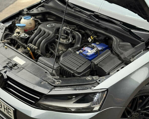 Серый Фольксваген Джетта, объемом двигателя 1.98 л и пробегом 188 тыс. км за 11500 $, фото 28 на Automoto.ua