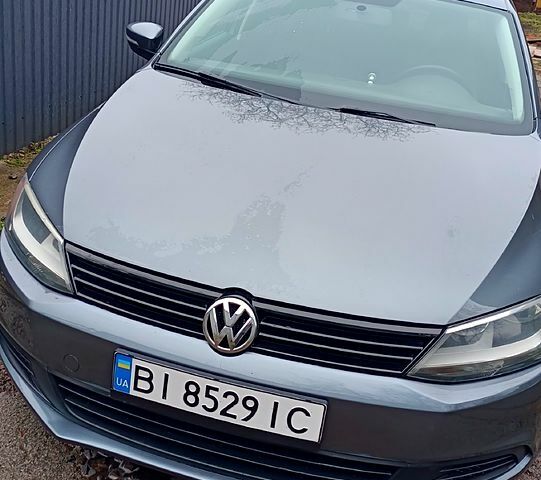 Серый Фольксваген Джетта, объемом двигателя 1.8 л и пробегом 270 тыс. км за 8300 $, фото 8 на Automoto.ua