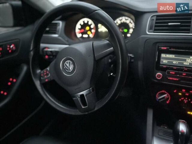 Серый Фольксваген Джетта, объемом двигателя 1.78 л и пробегом 170 тыс. км за 7999 $, фото 17 на Automoto.ua