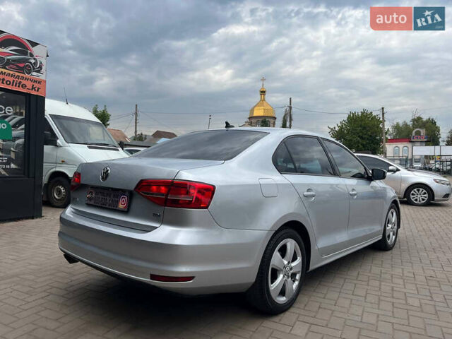 Сірий Фольксваген Джетта, об'ємом двигуна 2 л та пробігом 272 тис. км за 9900 $, фото 5 на Automoto.ua