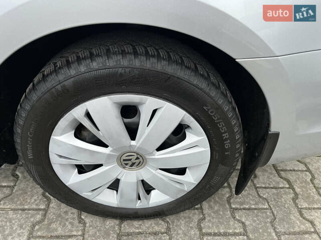 Серый Фольксваген Джетта, объемом двигателя 1.97 л и пробегом 127 тыс. км за 11999 $, фото 23 на Automoto.ua