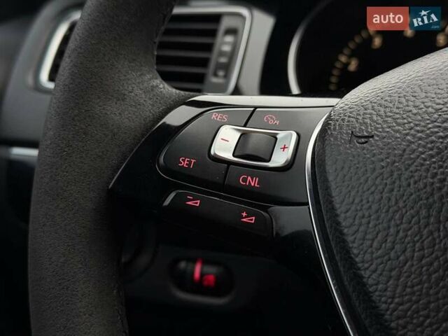 Сірий Фольксваген Джетта, об'ємом двигуна 1.8 л та пробігом 178 тис. км за 11000 $, фото 37 на Automoto.ua