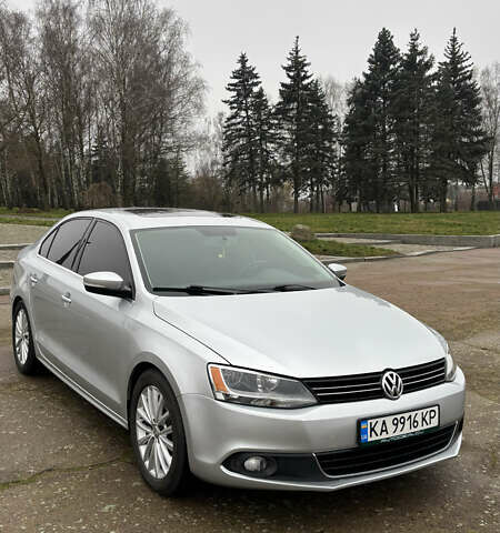 Сірий Фольксваген Джетта, об'ємом двигуна 1.97 л та пробігом 230 тис. км за 10800 $, фото 1 на Automoto.ua