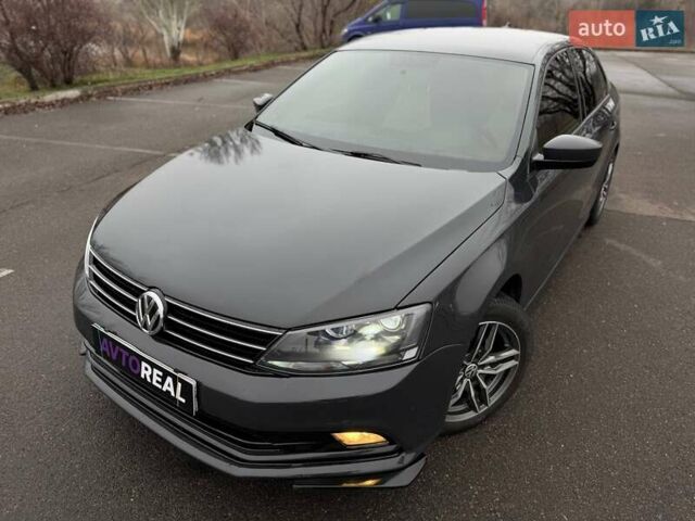 Сірий Фольксваген Джетта, об'ємом двигуна 1.8 л та пробігом 178 тис. км за 11000 $, фото 11 на Automoto.ua
