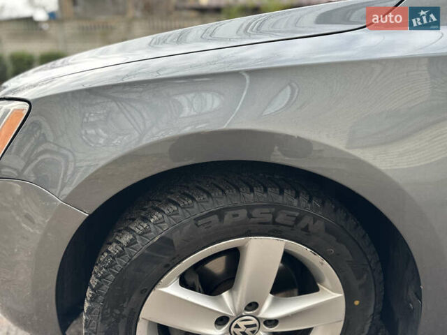 Серый Фольксваген Джетта, объемом двигателя 1.97 л и пробегом 260 тыс. км за 11000 $, фото 22 на Automoto.ua