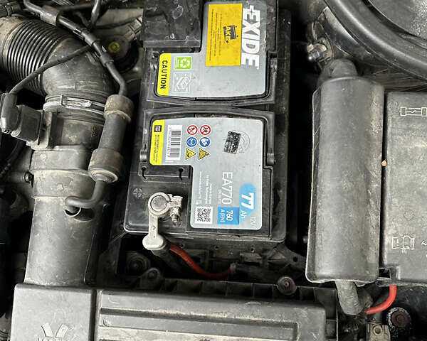 Серый Фольксваген Джетта, объемом двигателя 1.97 л и пробегом 260 тыс. км за 11000 $, фото 30 на Automoto.ua