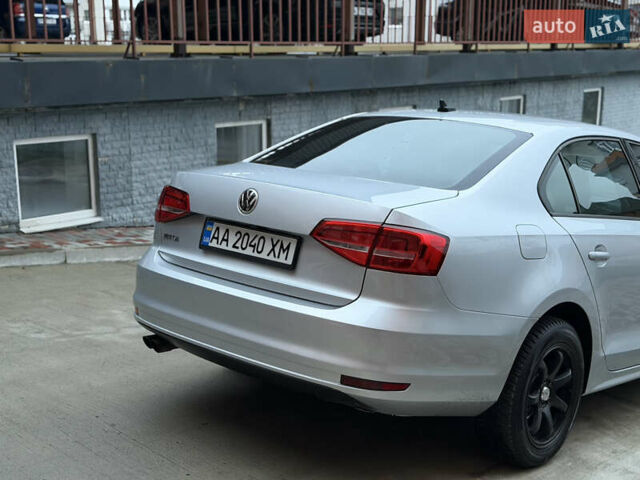 Сірий Фольксваген Джетта, об'ємом двигуна 1.98 л та пробігом 229 тис. км за 8450 $, фото 4 на Automoto.ua