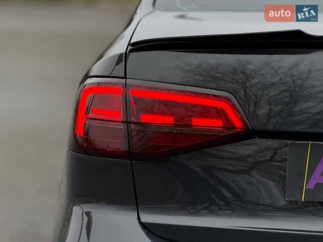 Сірий Фольксваген Джетта, об'ємом двигуна 1.8 л та пробігом 178 тис. км за 11000 $, фото 21 на Automoto.ua