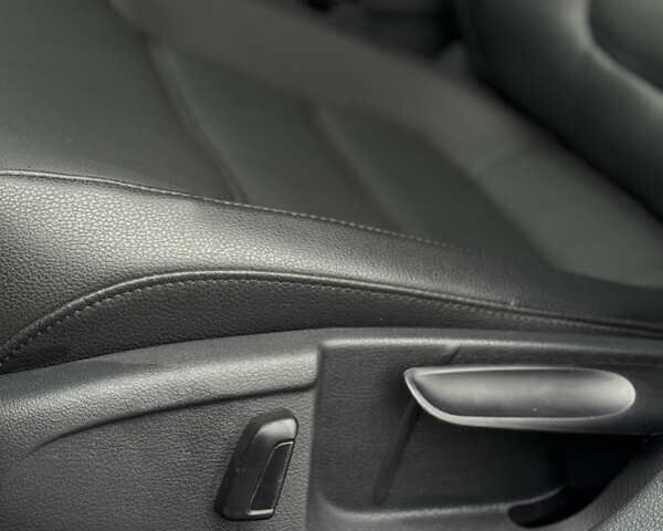 Серый Фольксваген Джетта, объемом двигателя 1.8 л и пробегом 243 тыс. км за 7999 $, фото 16 на Automoto.ua