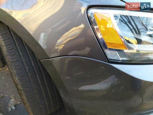 Серый Фольксваген Джетта, объемом двигателя 1.8 л и пробегом 127 тыс. км за 12100 $, фото 68 на Automoto.ua