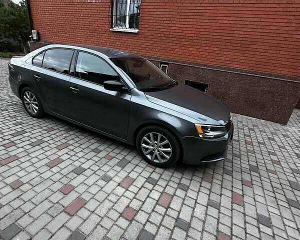 Сірий Фольксваген Джетта, об'ємом двигуна 1.98 л та пробігом 130 тис. км за 8600 $, фото 1 на Automoto.ua