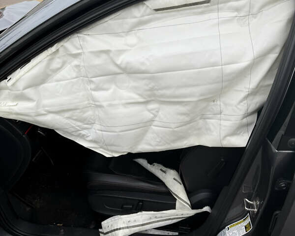 Серый Фольксваген Джетта, объемом двигателя 2 л и пробегом 137 тыс. км за 6000 $, фото 5 на Automoto.ua