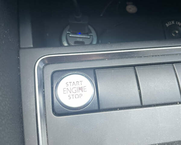 Сірий Фольксваген Джетта, об'ємом двигуна 1.8 л та пробігом 163 тис. км за 9200 $, фото 17 на Automoto.ua