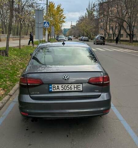 Серый Фольксваген Джетта, объемом двигателя 1.8 л и пробегом 126 тыс. км за 12500 $, фото 4 на Automoto.ua