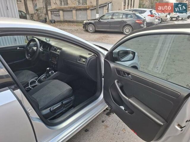 Серый Фольксваген Джетта, объемом двигателя 1.98 л и пробегом 257 тыс. км за 8100 $, фото 5 на Automoto.ua