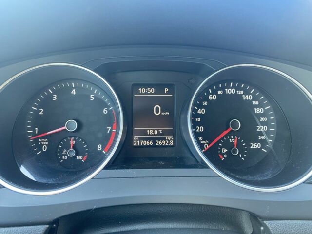 Серый Фольксваген Джетта, объемом двигателя 1.4 л и пробегом 217 тыс. км за 10700 $, фото 12 на Automoto.ua