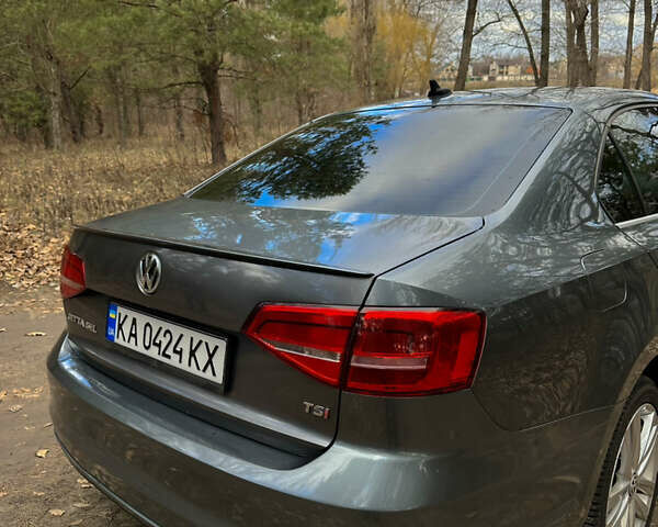 Серый Фольксваген Джетта, объемом двигателя 1.8 л и пробегом 240 тыс. км за 9600 $, фото 16 на Automoto.ua