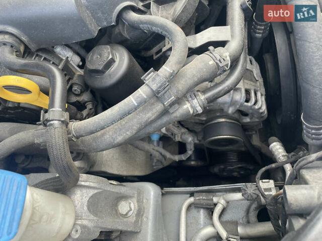 Сірий Фольксваген Джетта, об'ємом двигуна 1.8 л та пробігом 163 тис. км за 9200 $, фото 25 на Automoto.ua