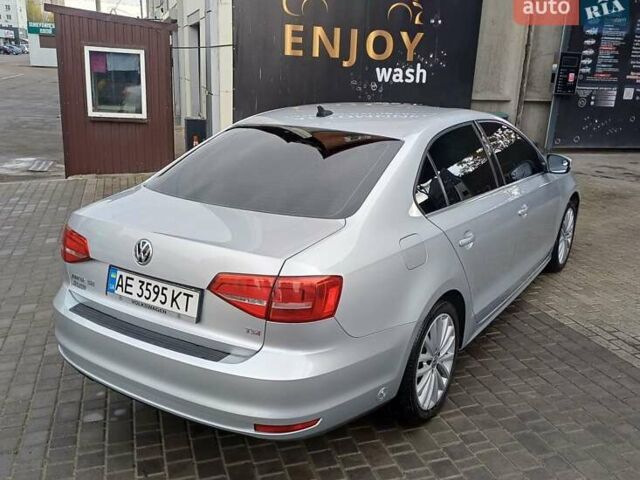 Сірий Фольксваген Джетта, об'ємом двигуна 1.8 л та пробігом 82 тис. км за 12300 $, фото 9 на Automoto.ua