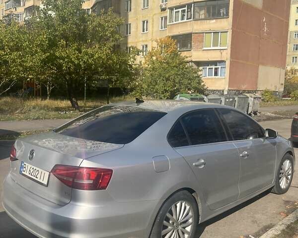 Серый Фольксваген Джетта, объемом двигателя 1.8 л и пробегом 117 тыс. км за 11000 $, фото 1 на Automoto.ua