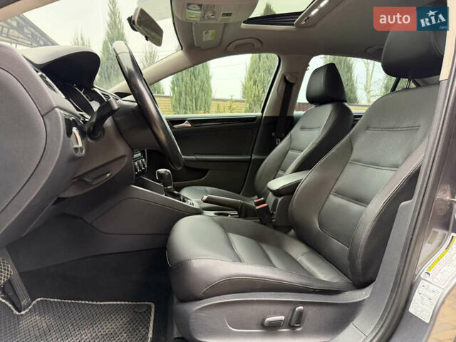 Сірий Фольксваген Джетта, об'ємом двигуна 2 л та пробігом 175 тис. км за 12499 $, фото 34 на Automoto.ua