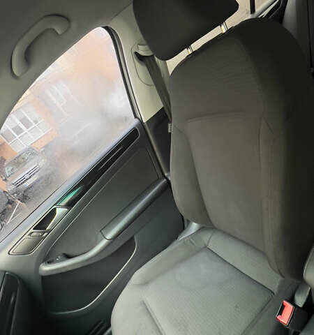 Серый Фольксваген Джетта, объемом двигателя 1.8 л и пробегом 169 тыс. км за 8900 $, фото 28 на Automoto.ua