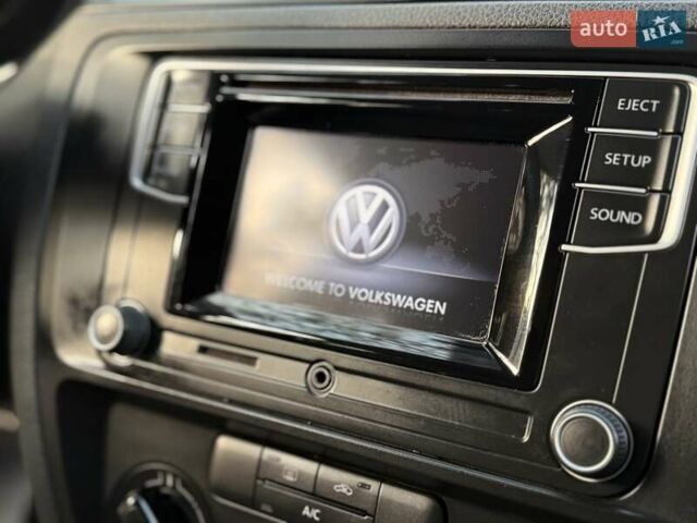 Серый Фольксваген Джетта, объемом двигателя 1.4 л и пробегом 100 тыс. км за 9200 $, фото 106 на Automoto.ua