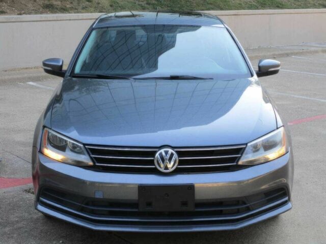 Серый Фольксваген Джетта, объемом двигателя 1.8 л и пробегом 76 тыс. км за 5900 $, фото 1 на Automoto.ua