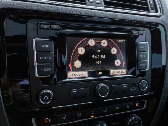 Сірий Фольксваген Джетта, об'ємом двигуна 2 л та пробігом 123 тис. км за 7500 $, фото 9 на Automoto.ua