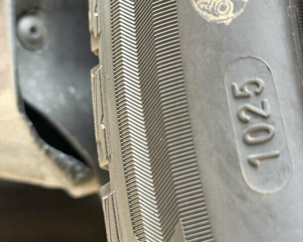 Сірий Фольксваген Джетта, об'ємом двигуна 2 л та пробігом 175 тис. км за 12499 $, фото 24 на Automoto.ua