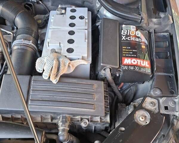 Серый Фольксваген Джетта, объемом двигателя 1.8 л и пробегом 250 тыс. км за 9100 $, фото 1 на Automoto.ua