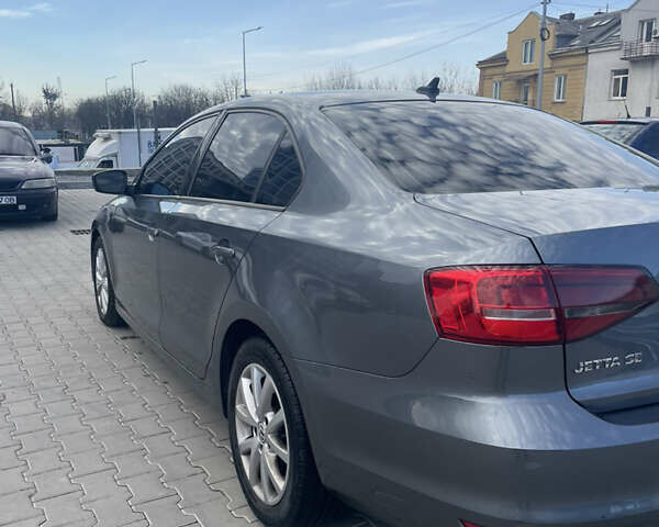 Сірий Фольксваген Джетта, об'ємом двигуна 1.8 л та пробігом 163 тис. км за 9200 $, фото 5 на Automoto.ua