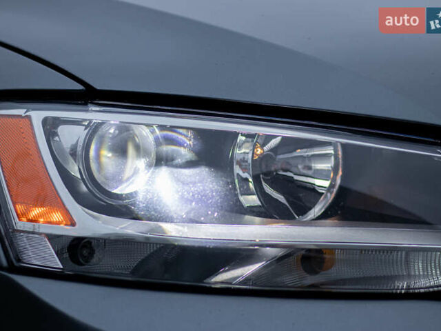 Серый Фольксваген Джетта, объемом двигателя 1.8 л и пробегом 157 тыс. км за 12500 $, фото 9 на Automoto.ua