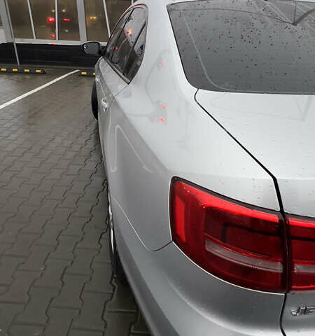 Серый Фольксваген Джетта, объемом двигателя 1.8 л и пробегом 169 тыс. км за 8900 $, фото 9 на Automoto.ua