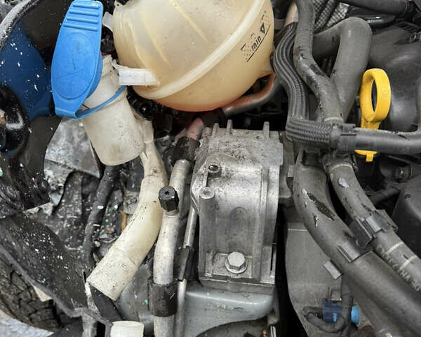 Серый Фольксваген Джетта, объемом двигателя 2 л и пробегом 137 тыс. км за 6000 $, фото 2 на Automoto.ua