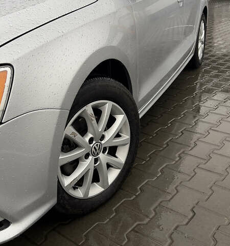 Серый Фольксваген Джетта, объемом двигателя 1.8 л и пробегом 169 тыс. км за 8900 $, фото 11 на Automoto.ua