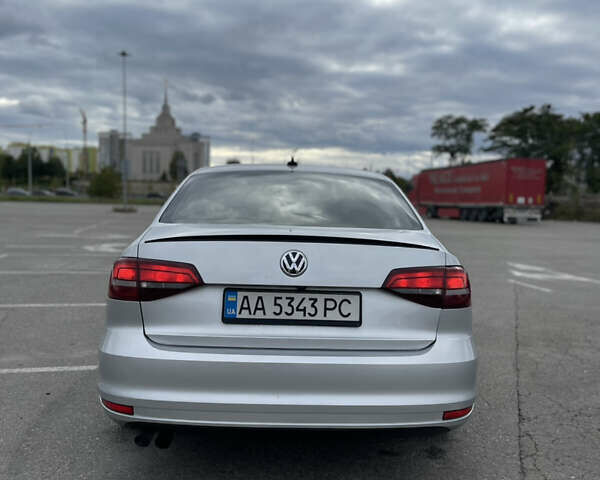 Сірий Фольксваген Джетта, об'ємом двигуна 1.4 л та пробігом 210 тис. км за 9500 $, фото 3 на Automoto.ua