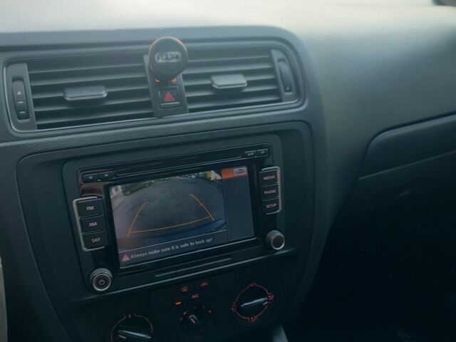 Серый Фольксваген Джетта, объемом двигателя 2 л и пробегом 200 тыс. км за 8500 $, фото 4 на Automoto.ua