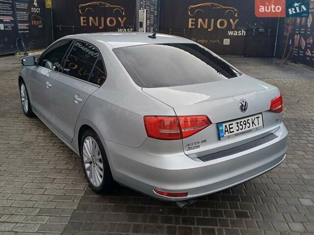 Сірий Фольксваген Джетта, об'ємом двигуна 1.8 л та пробігом 82 тис. км за 12300 $, фото 11 на Automoto.ua