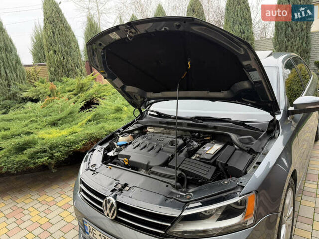 Сірий Фольксваген Джетта, об'ємом двигуна 2 л та пробігом 175 тис. км за 12499 $, фото 55 на Automoto.ua