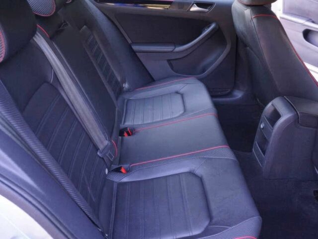 Серый Фольксваген Джетта, объемом двигателя 2 л и пробегом 77 тыс. км за 9000 $, фото 14 на Automoto.ua