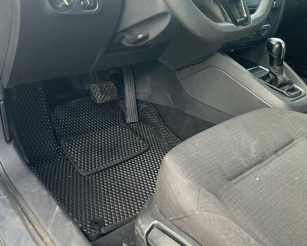 Сірий Фольксваген Джетта, об'ємом двигуна 1.8 л та пробігом 163 тис. км за 9200 $, фото 16 на Automoto.ua