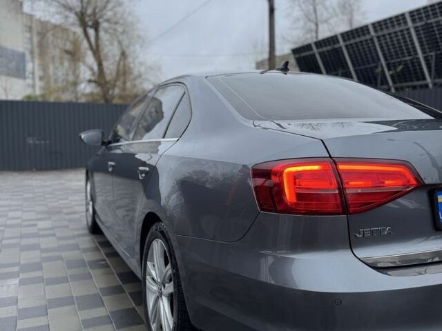 Серый Фольксваген Джетта, объемом двигателя 2 л и пробегом 167 тыс. км за 13300 $, фото 5 на Automoto.ua