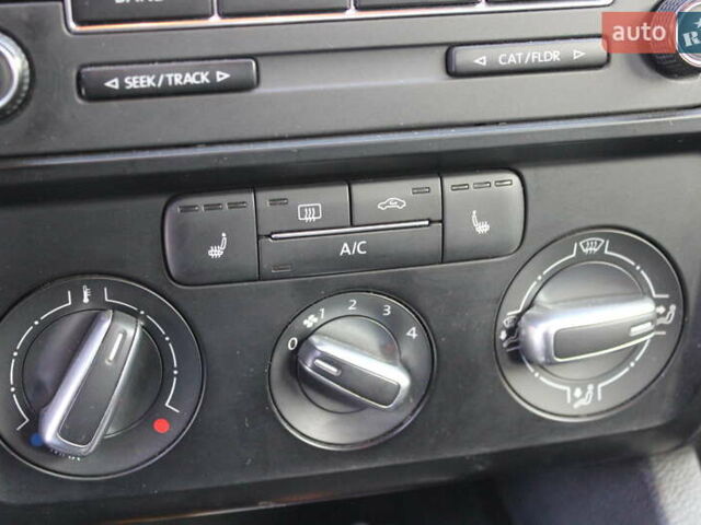 Серый Фольксваген Джетта, объемом двигателя 1.8 л и пробегом 177 тыс. км за 10999 $, фото 15 на Automoto.ua